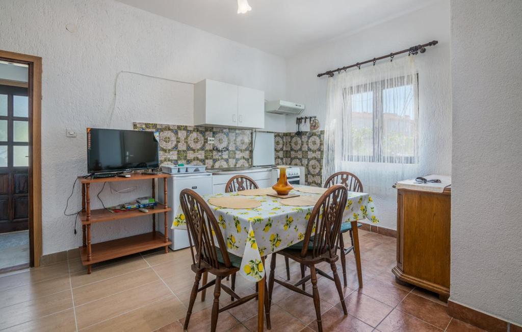 Apartmani Mile Krk Town Eksteriør bilde
