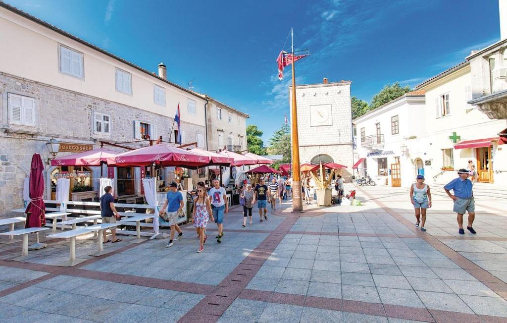 Apartmani Mile Krk Town Eksteriør bilde